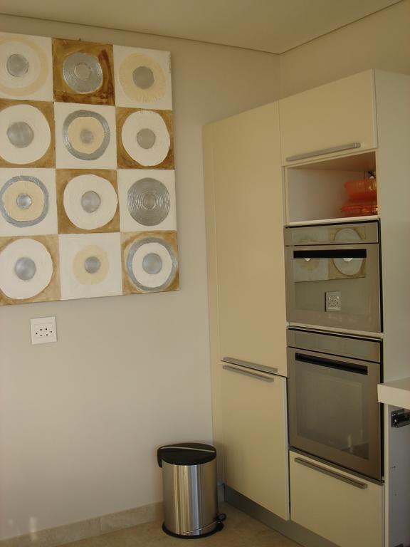 Camps Bay Studio Guesthouse - Studio Kapstaden Rum bild