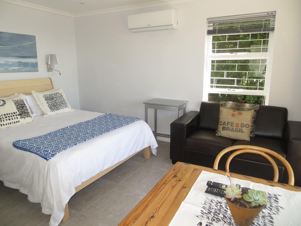 Camps Bay Studio Guesthouse - Studio Kapstaden Exteriör bild