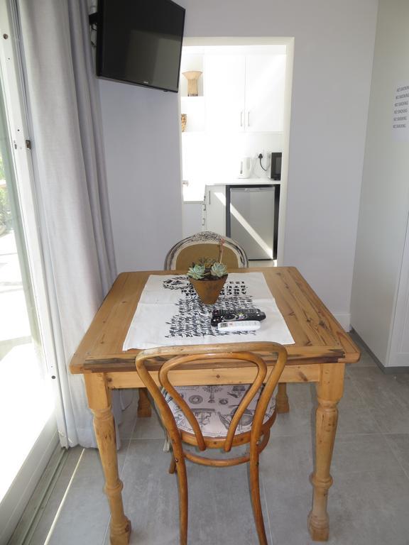 Camps Bay Studio Guesthouse - Studio Kapstaden Exteriör bild